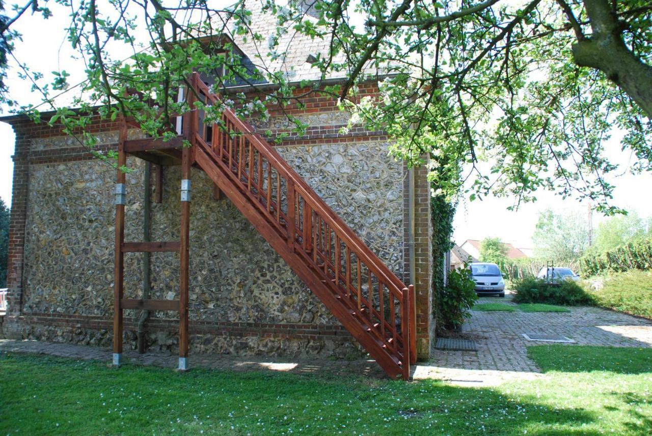 Studio Meuble Jacynthe Proche Le Havre - Etretat - Honfleur Saint-Romain-de-Colbosc Buitenkant foto